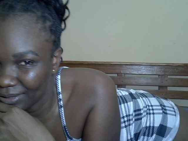Prettyliz30 webcam