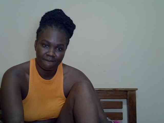 Prettyliz30 webcam