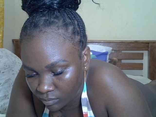 Prettyliz30 webcam