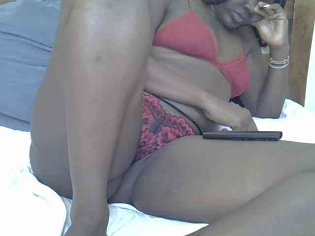 Prettyliz30 webcam