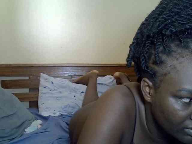 Prettyliz30 webcam