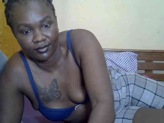 Prettyliz30 webcam