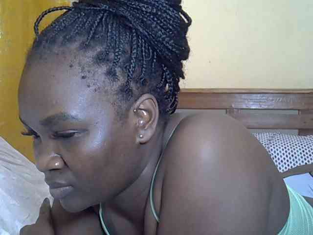 Prettyliz30 webcam