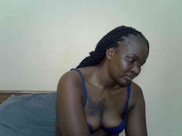 Prettyliz30 webcam