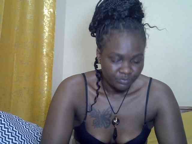 Prettyliz30 webcam