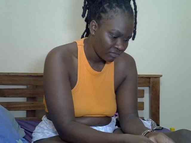 Prettyliz30 webcam