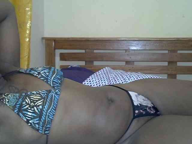 Prettyliz30 webcam