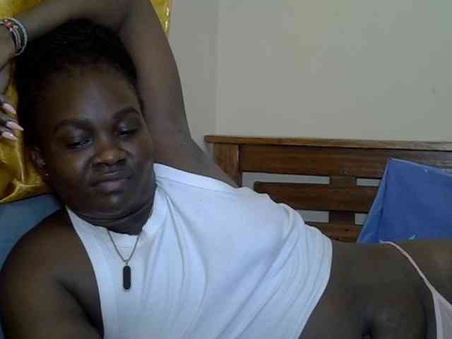 Prettyliz30 webcam