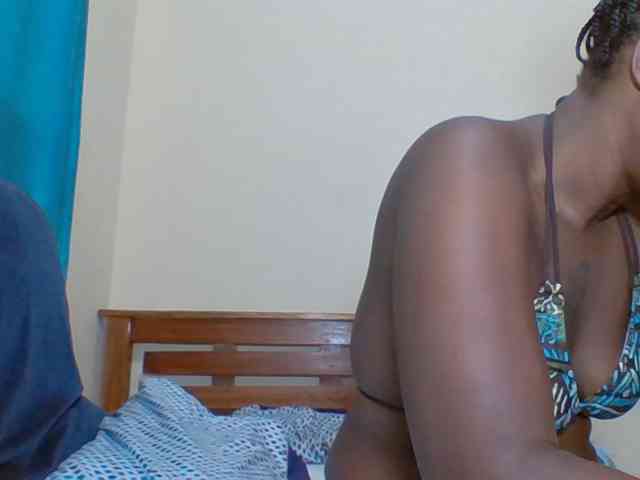 Prettyliz30 webcam