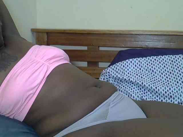 Prettyliz30 webcam