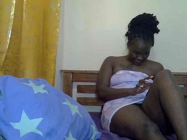 Prettyliz30 webcam