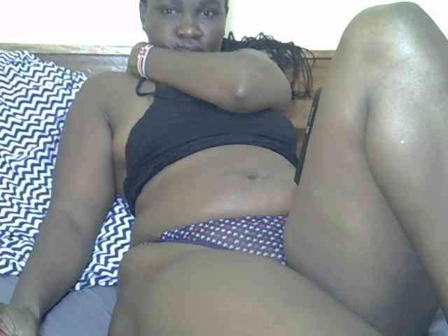 Prettyliz30 webcam
