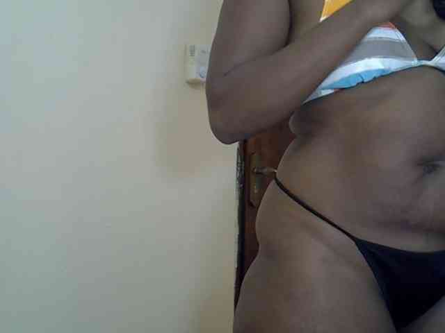 Prettyliz30 webcam