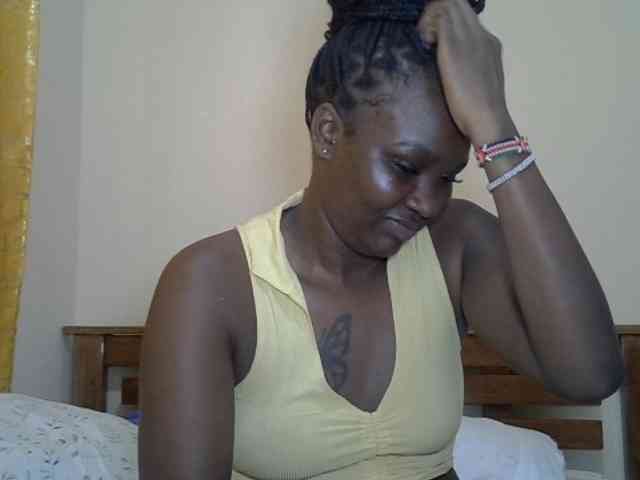 Prettyliz30 webcam