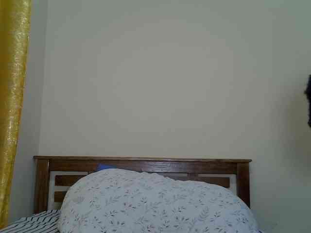 Prettyliz30 webcam