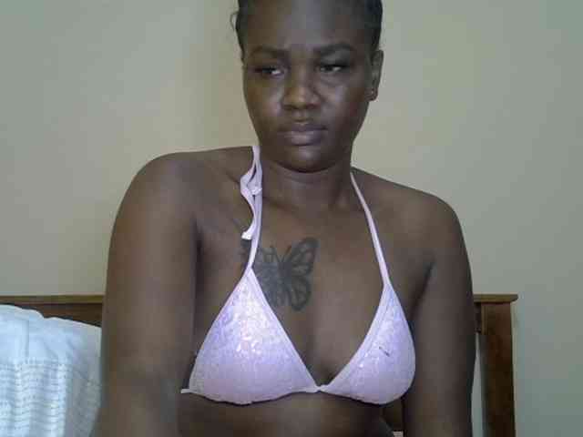 Prettyliz30 webcam