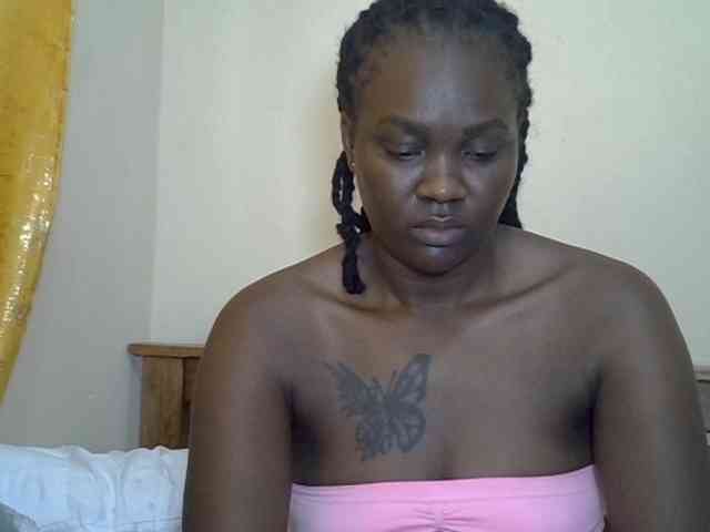 Prettyliz30 webcam