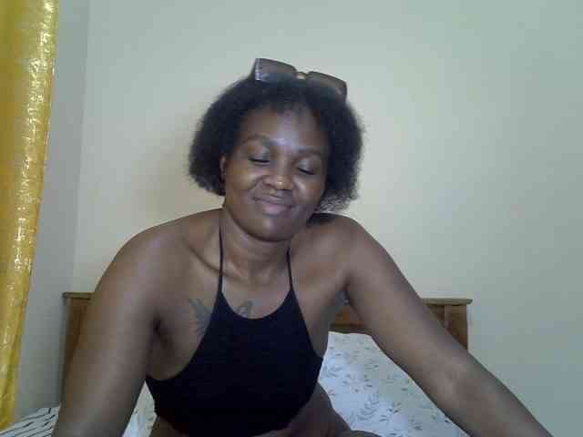 Prettyliz30 webcam