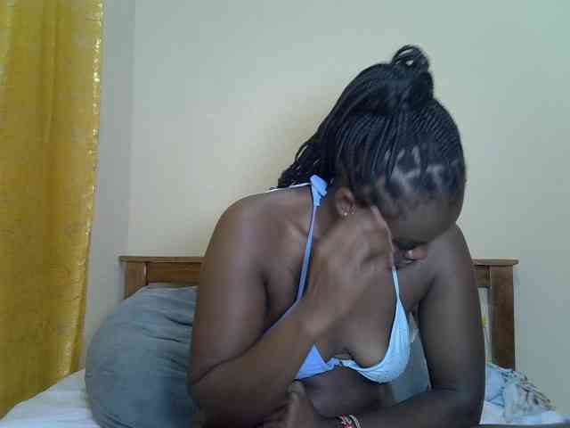 Prettyliz30 webcam