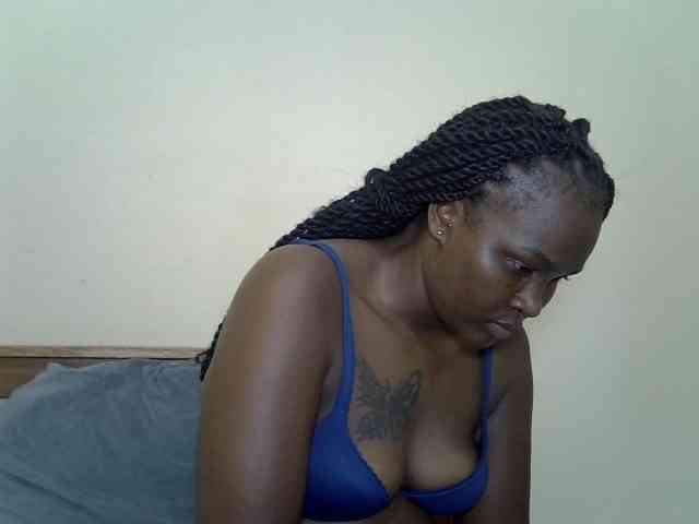 Prettyliz30 webcam