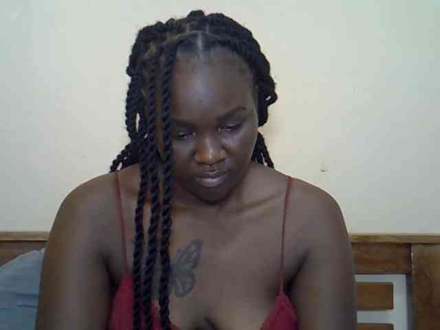 Prettyliz30 webcam