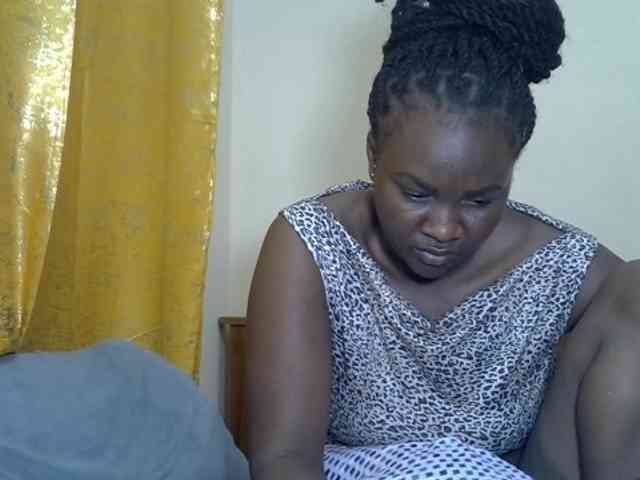 Prettyliz30 webcam