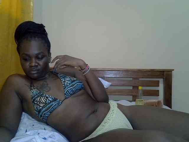 Prettyliz30 webcam