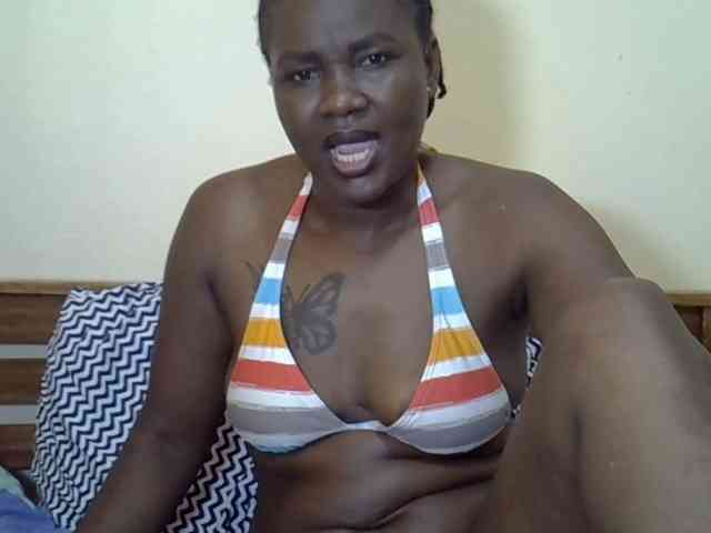 Prettyliz30 webcam