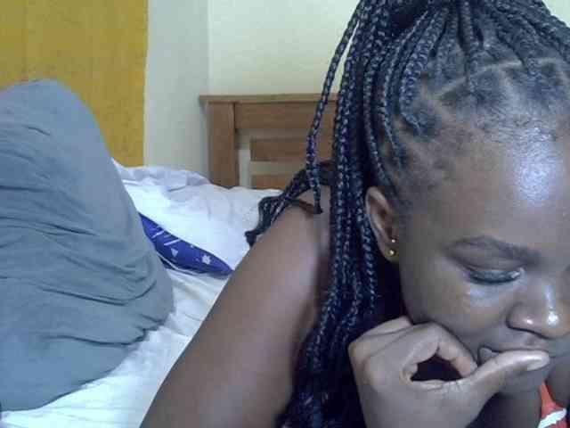 Prettyliz30 webcam