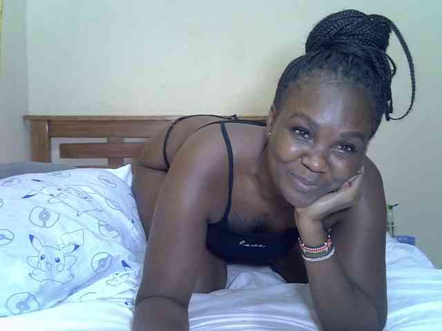 Prettyliz30 webcam