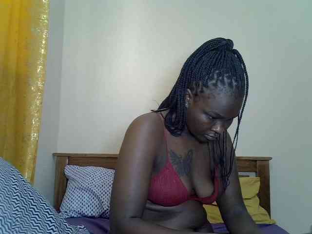 Prettyliz30 webcam