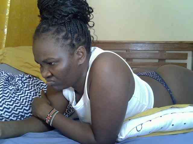 Prettyliz30 webcam