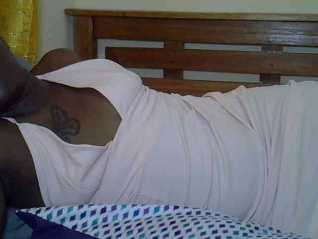 Prettyliz30 webcam