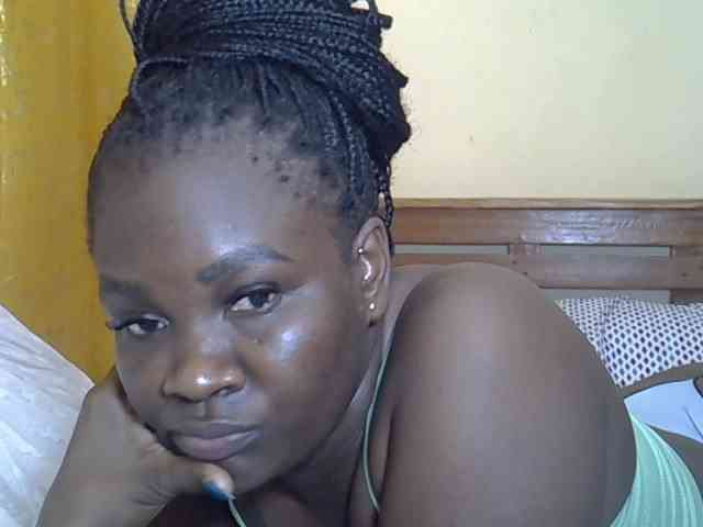 Prettyliz30 webcam
