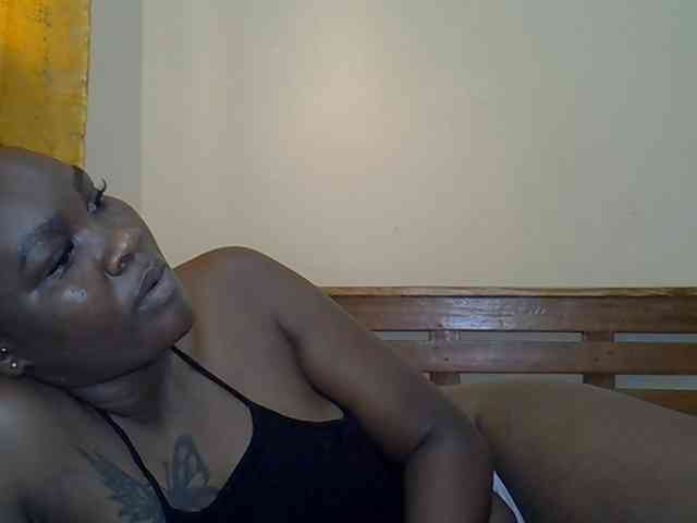 Prettyliz30 webcam