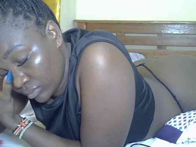 Prettyliz30 webcam
