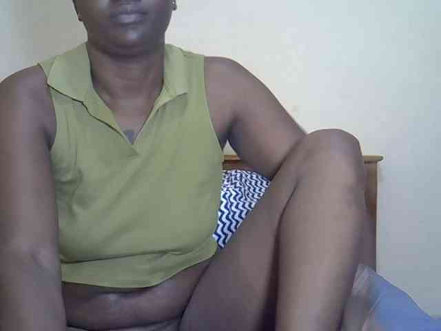 Prettyliz30 webcam