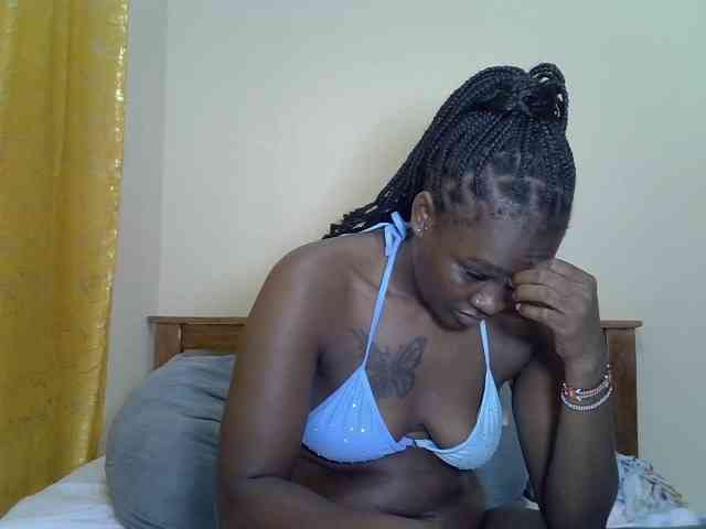 Prettyliz30 webcam