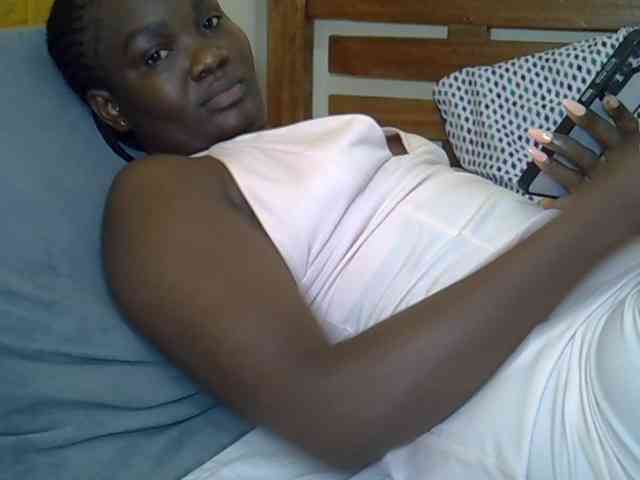 Prettyliz30 webcam