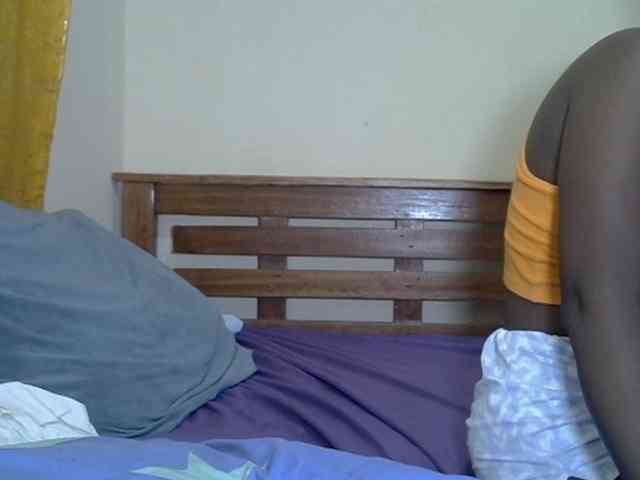 Prettyliz30 webcam