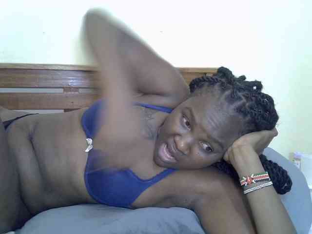 Prettyliz30 webcam
