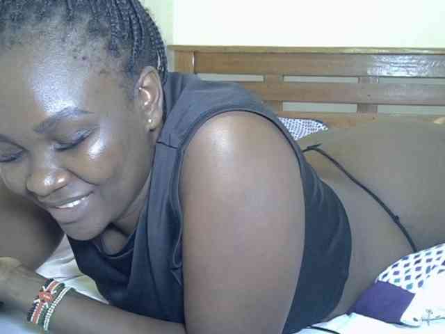 Prettyliz30 webcam