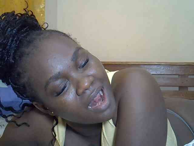 Prettyliz30 webcam