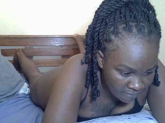 Prettyliz30 webcam