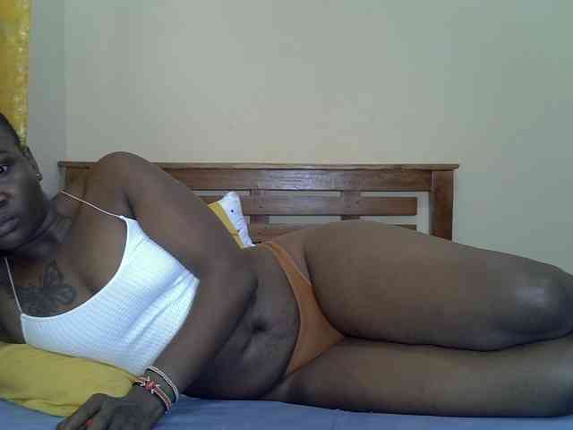 Prettyliz30 webcam