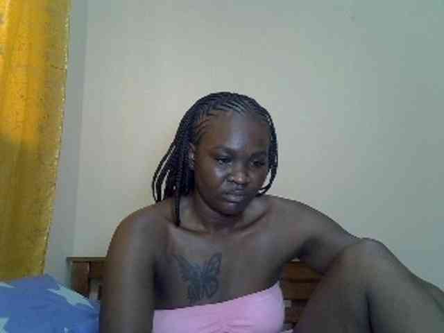 Prettyliz30 webcam