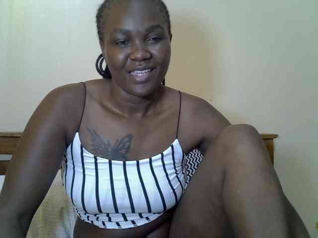 Prettyliz30 webcam