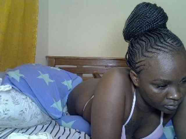 Prettyliz30 webcam