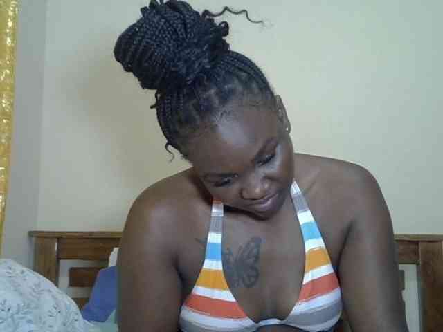 Prettyliz30 webcam
