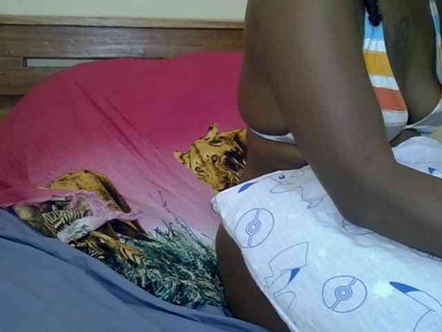 Prettyliz30 webcam